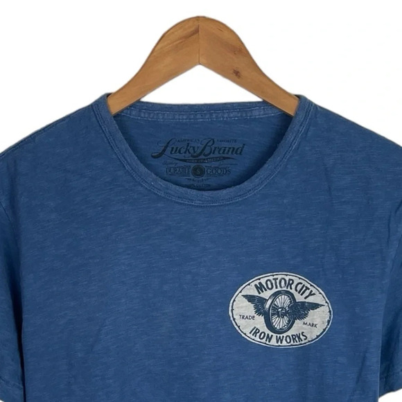 TS1011 Men’s Lucky Brand Motor City Iron Works Buckle Logo T Shirt S - Picture 3 of 5